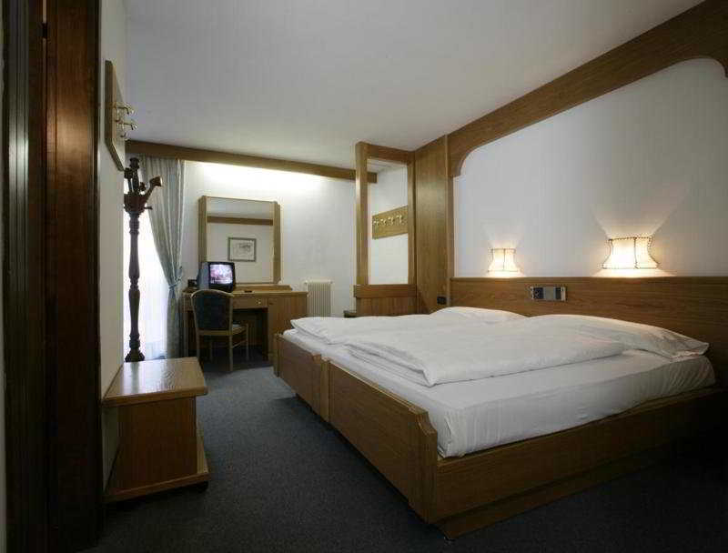 Hotel B&B Andreas Canazei Zewnętrze zdjęcie
