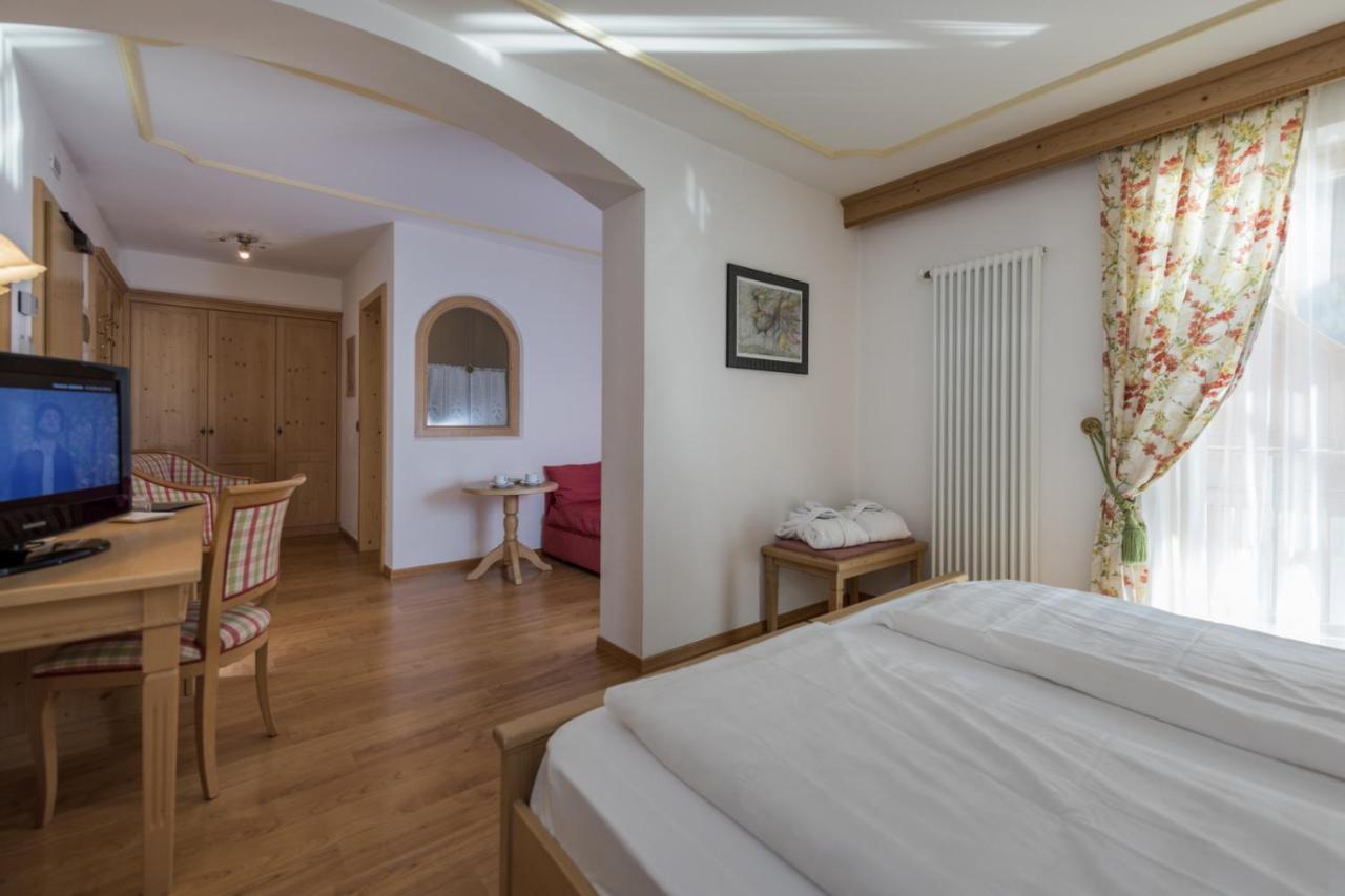 Hotel B&B Andreas Canazei Zewnętrze zdjęcie